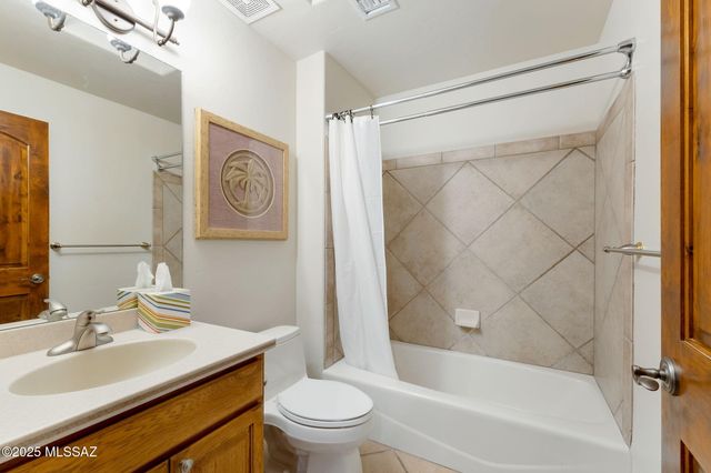 10500 N Starsearcher Place, Oro Valley, AZ 85737