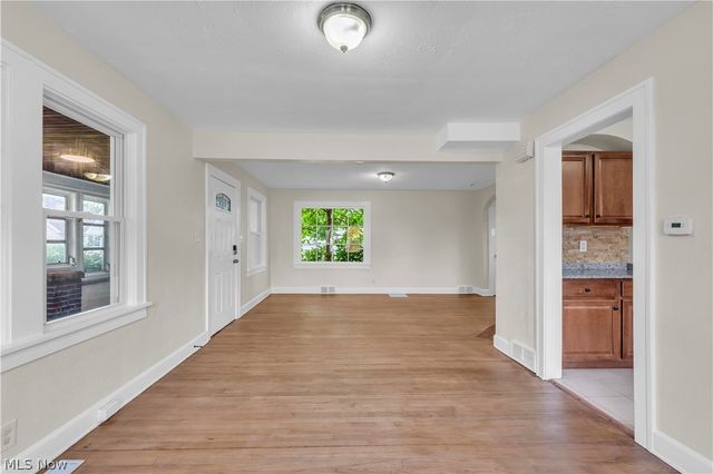 19330 Monterey Avenue, Euclid, OH 44119