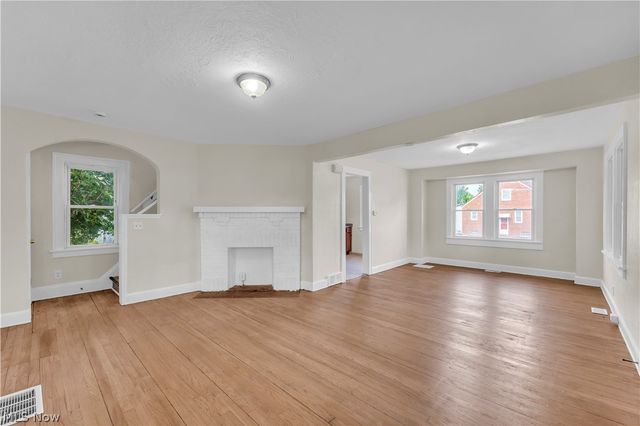 19330 Monterey Avenue, Euclid, OH 44119