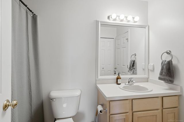 1048 Yale Drive, Oxford, MI 48371