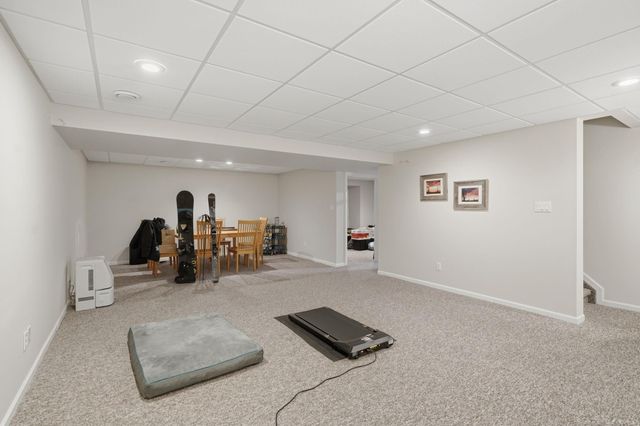 1048 Yale Drive, Oxford, MI 48371