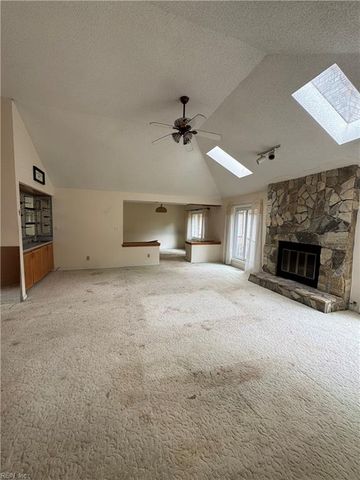 2213 Wild Oak CRES, Virginia Beach, VA 23456