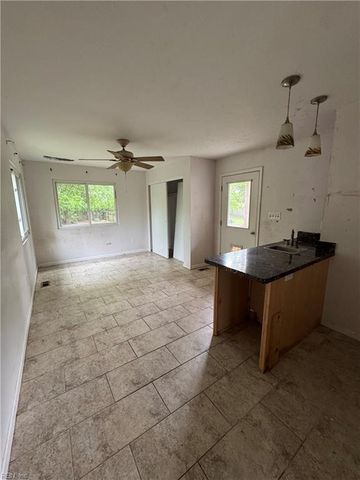 2213 Wild Oak CRES, Virginia Beach, VA 23456
