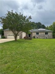2213 Wild Oak CRES, Virginia Beach, VA 23456