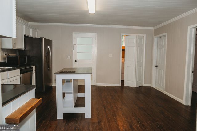 1966 River Street NE, Conyers, GA 30012