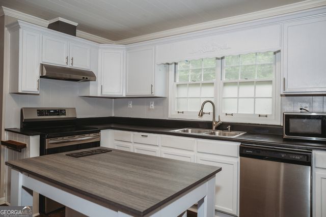 1966 River Street NE, Conyers, GA 30012