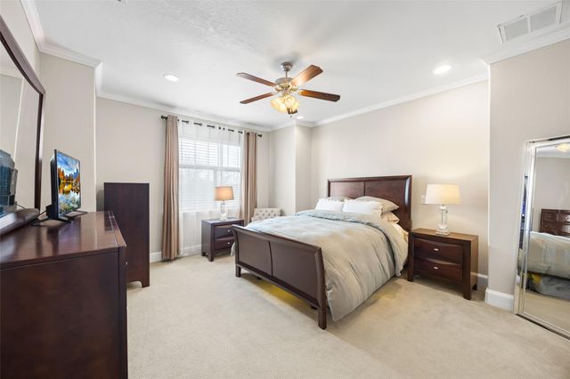 2320 Emancipation Avenue, Houston, TX 77004