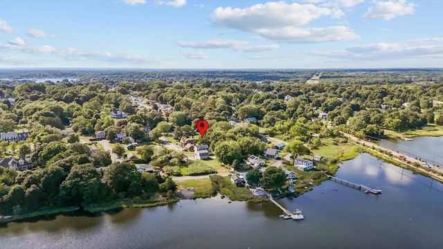 19 Keller Ave, Swansea, MA 02777