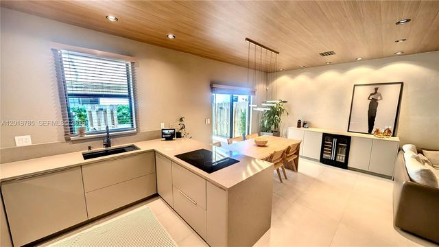 20865 NE 7th Court, Miami, FL 33179
