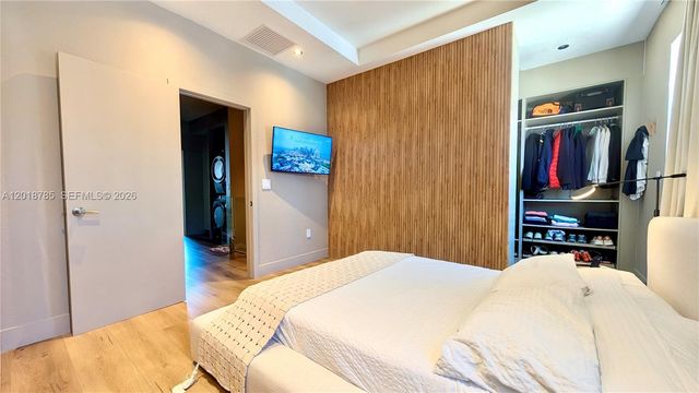 20865 NE 7th Court, Miami, FL 33179
