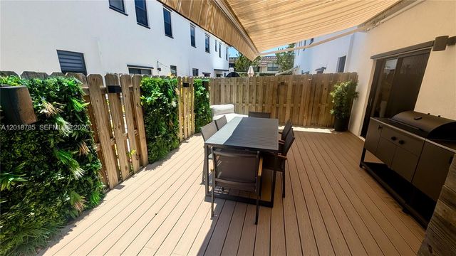 20865 NE 7th Court, Miami, FL 33179