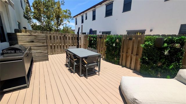 20865 NE 7th Court, Miami, FL 33179