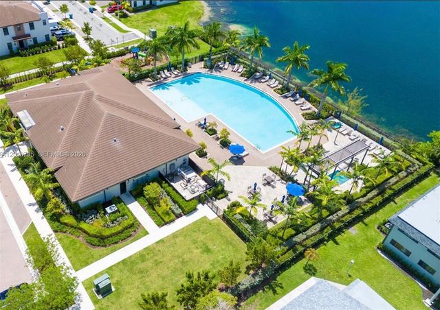 20865 NE 7th Court, Miami, FL 33179