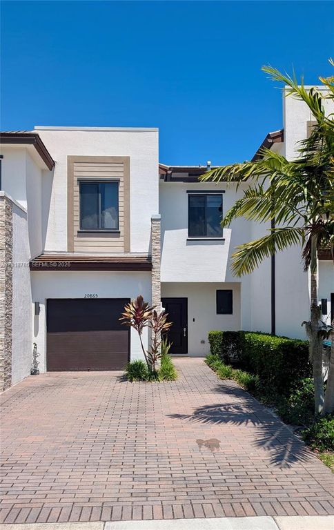 20865 NE 7th Court, Miami, FL 33179