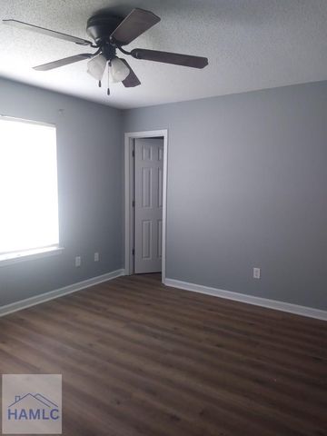 833 Ann Drive, Hinesville, GA 31313