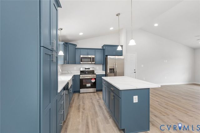 226 Sea Cliff Dr, Ruther Glen, VA 22546