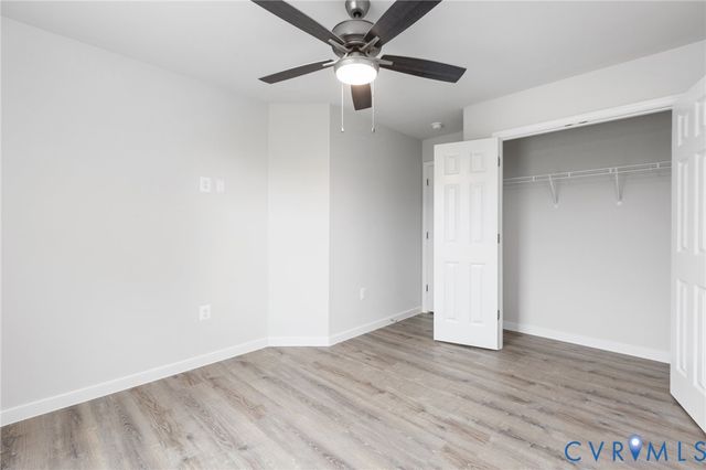 226 Sea Cliff Dr, Ruther Glen, VA 22546