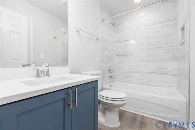 226 Sea Cliff Dr, Ruther Glen, VA 22546