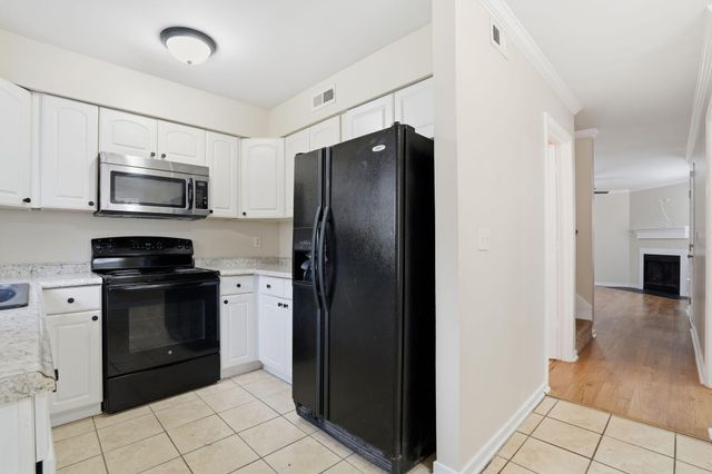 120 Luden Drive C, Summerville, SC 29483