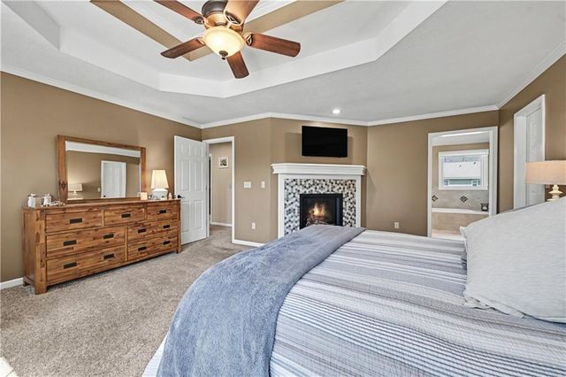 16122 W 80th Street, Lenexa, KS 66219