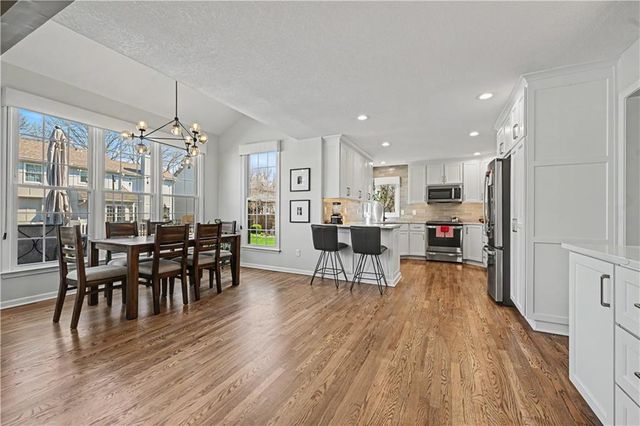 16122 W 80th Street, Lenexa, KS 66219