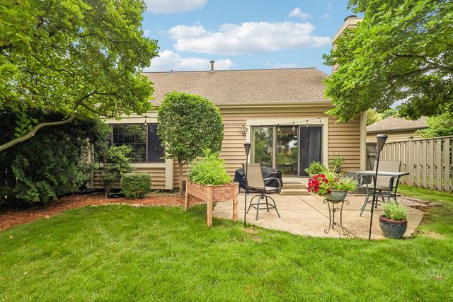118 Seneca Trail, Bloomingdale, IL 60108