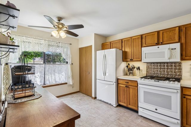 118 Seneca Trail, Bloomingdale, IL 60108
