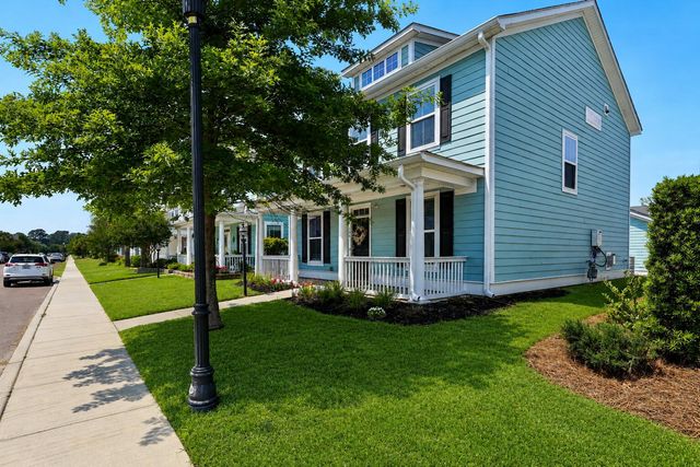 104 Crossandra Avenue, Summerville, SC 29483