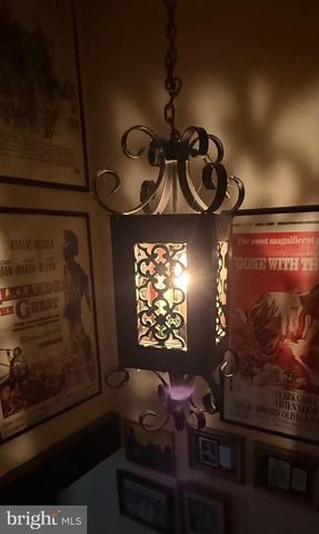 7 W ALMOND ST, Vineland, NJ 08360