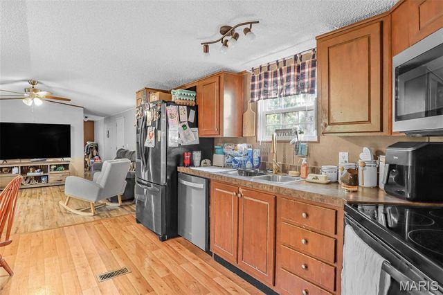 1101 Madison 9541, Fredericktown, MO 63645