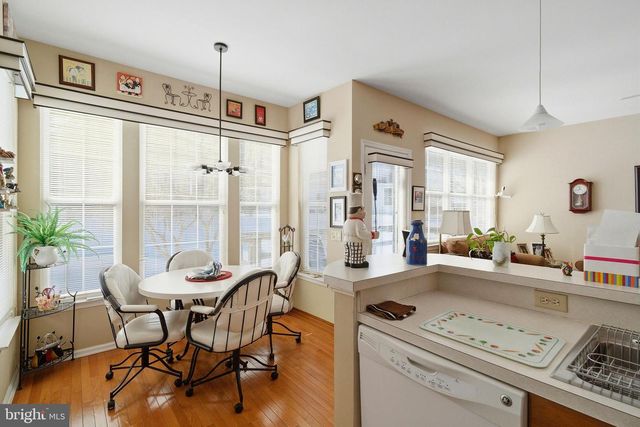 76 MIRAGE BLVD, Barnegat, NJ 08005