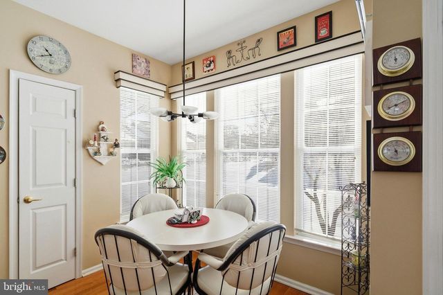 76 MIRAGE BLVD, Barnegat, NJ 08005