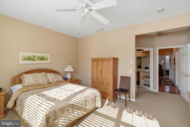 76 MIRAGE BLVD, Barnegat, NJ 08005