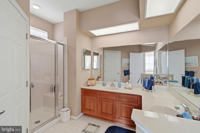 76 MIRAGE BLVD, Barnegat, NJ 08005