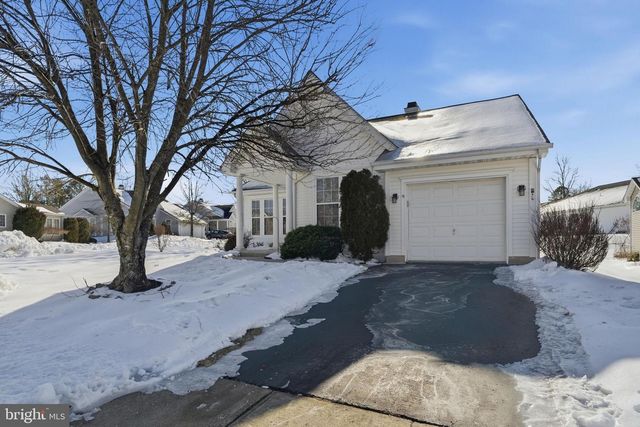 76 MIRAGE BLVD, Barnegat, NJ 08005