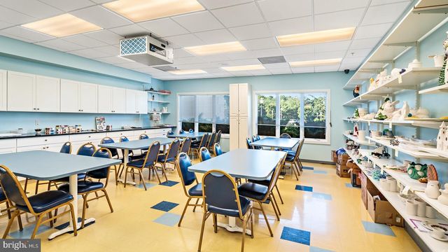 76 MIRAGE BLVD, Barnegat, NJ 08005