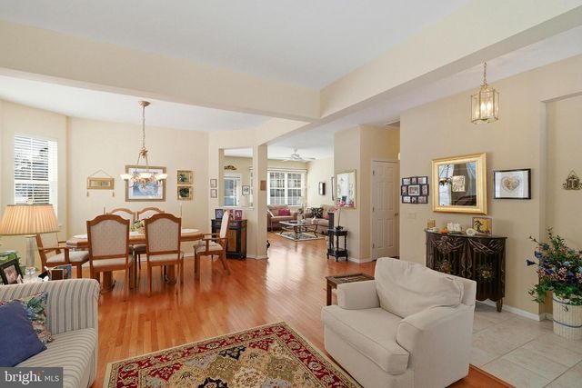 76 MIRAGE BLVD, Barnegat, NJ 08005