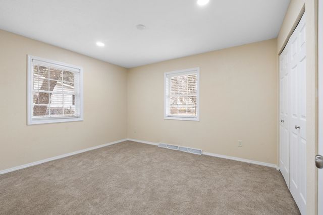 2616 VALLEY STREET, Minot, ND 58701