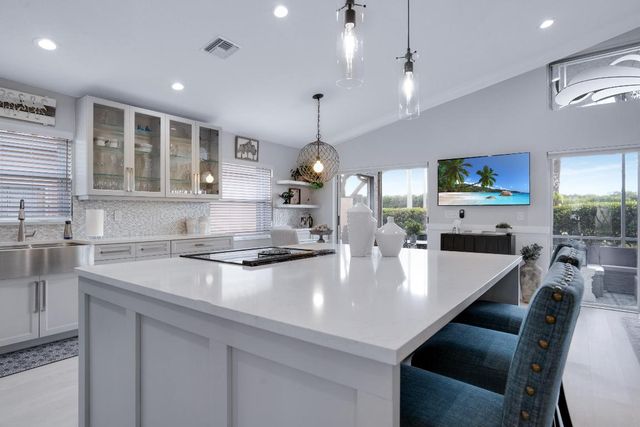 7348 Trentino Way, Boynton Beach, FL 33472