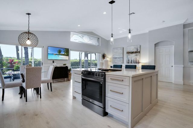 7348 Trentino Way, Boynton Beach, FL 33472