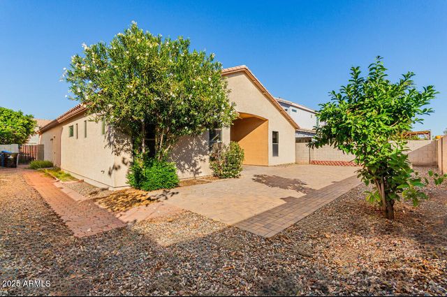 4515 W PLEASANT Lane, Laveen, AZ 85339