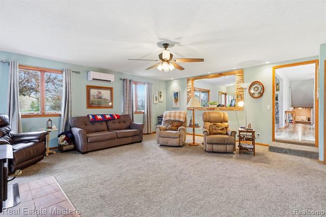 8187 N Elms, Flushing, MI 48433