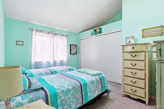 8187 N Elms, Flushing, MI 48433