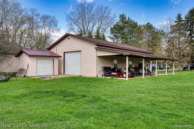 8187 N Elms, Flushing, MI 48433