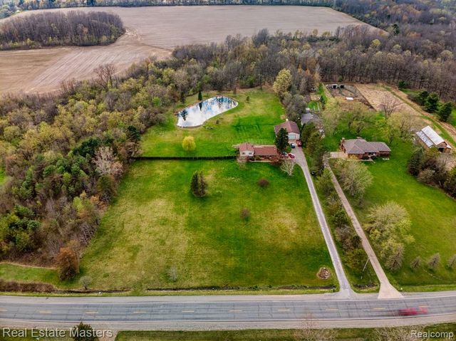 8187 N Elms, Flushing, MI 48433
