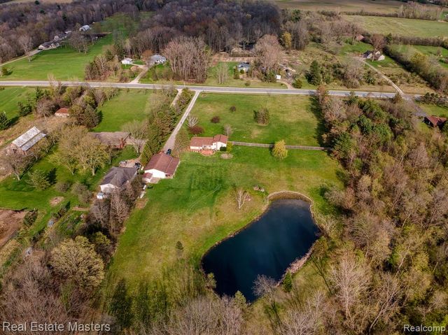 8187 N Elms, Flushing, MI 48433