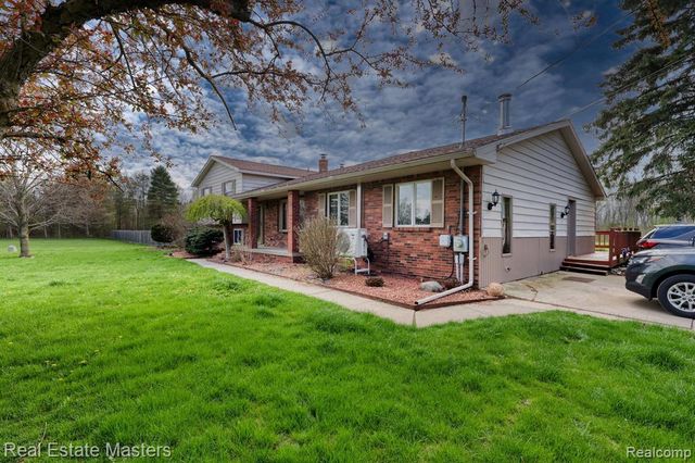 8187 N Elms, Flushing, MI 48433