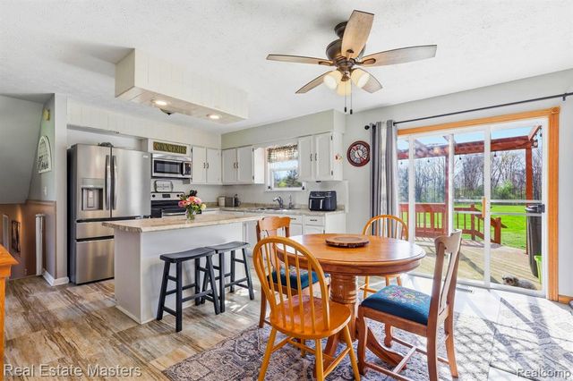 8187 N Elms, Flushing, MI 48433