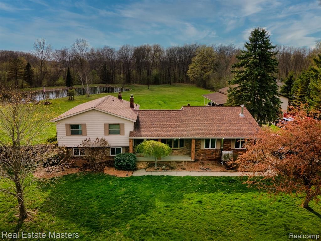 8187 N Elms, Flushing, MI 48433