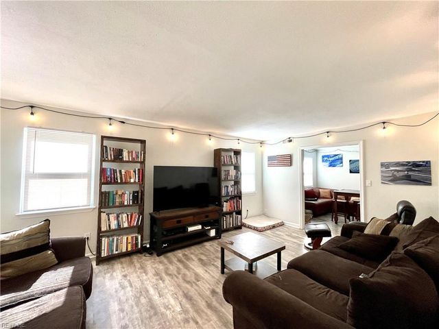 4404 Chelsea ST, Virginia Beach, VA 23455